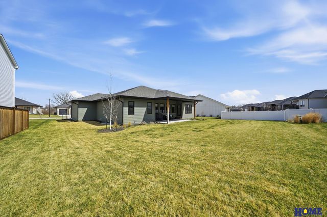 8819 Appaloosa Lane, Lincoln, NE 68520