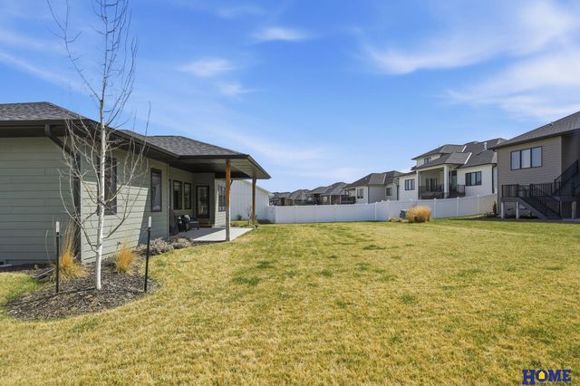 8819 Appaloosa Lane, Lincoln, NE 68520