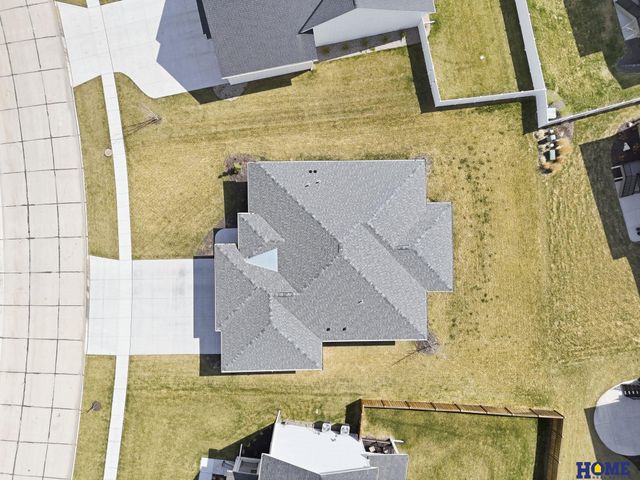 8819 Appaloosa Lane, Lincoln, NE 68520