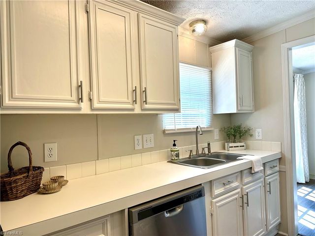 291 Howardtown Road, Mocksville, NC 27028