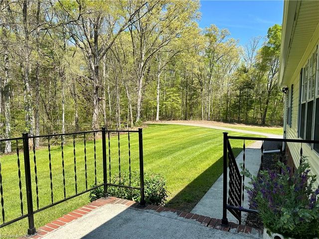291 Howardtown Road, Mocksville, NC 27028
