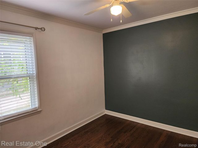 3659 Ellwood Avenue, Berkley, MI 48072