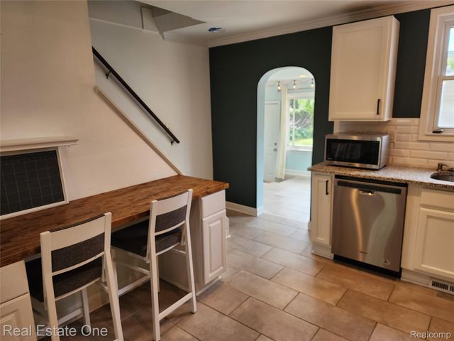 3659 Ellwood Avenue, Berkley, MI 48072