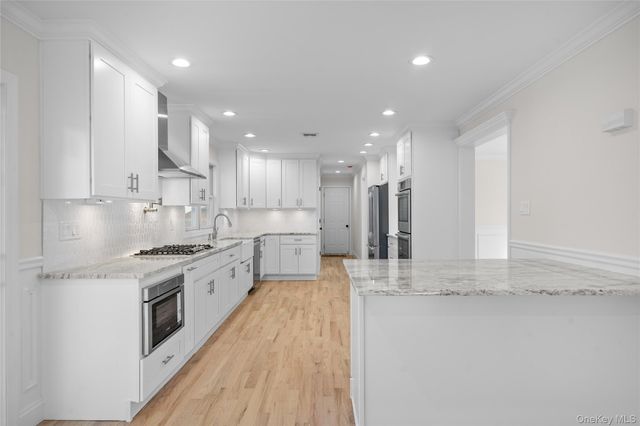 104 Grand Boulevard, Massapequa Park, NY 11762