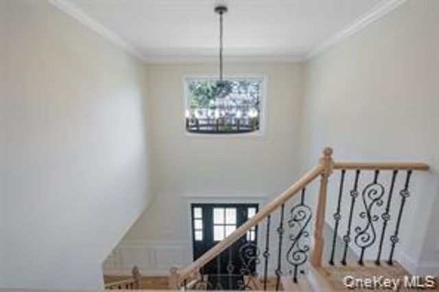 104 Grand Boulevard, Massapequa Park, NY 11762