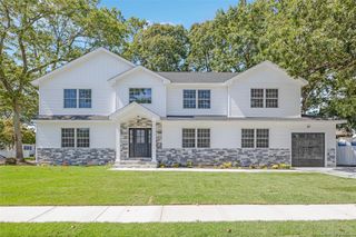 104 Grand Boulevard, Massapequa Park, NY 11762