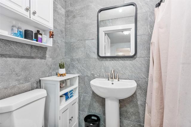 718 GRACIE COURT, Deland, FL 32720