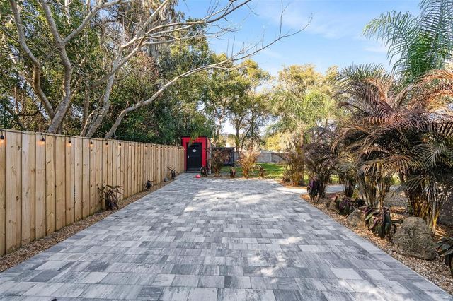 718 GRACIE COURT, Deland, FL 32720