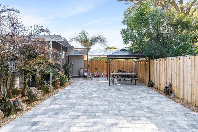 718 GRACIE COURT, Deland, FL 32720