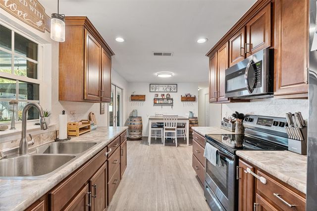 718 GRACIE COURT, Deland, FL 32720