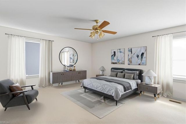 104 King Forest LN, Newport News, VA 23608