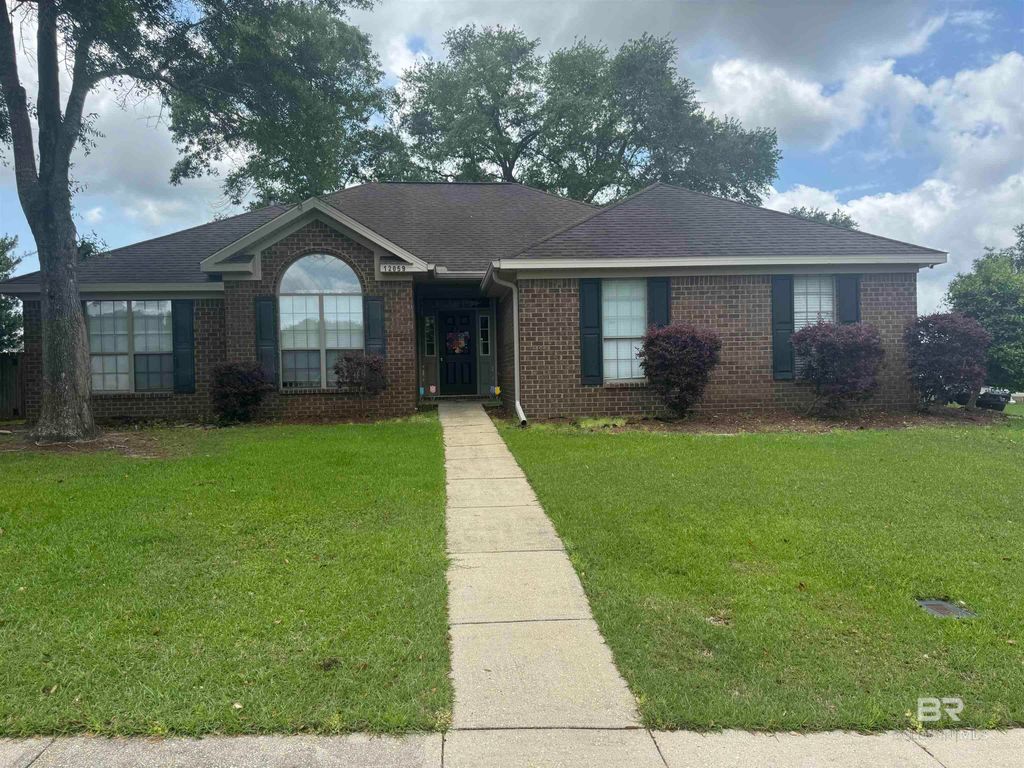 12059 Acorn Way, Grand Bay, AL 36541