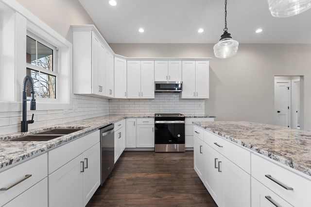 3574 S Maple Lane Court, La Porte, IN 46350