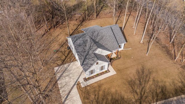 3574 S Maple Lane Court, La Porte, IN 46350