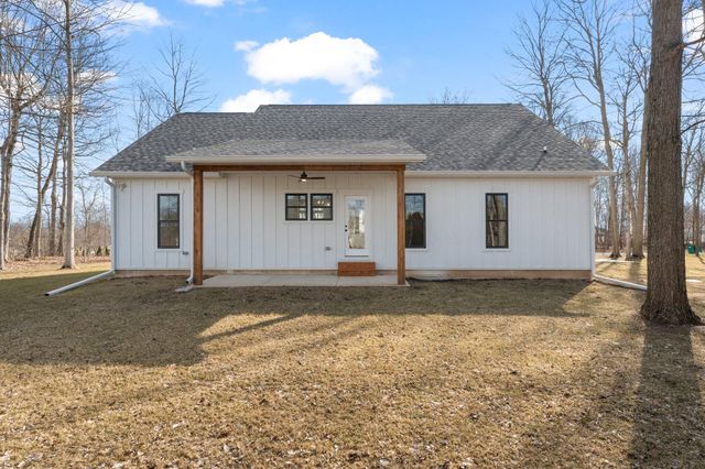 3574 S Maple Lane Court, La Porte, IN 46350