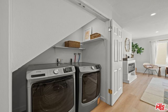 8515 Saturn Street 103, Los Angeles, CA 90035