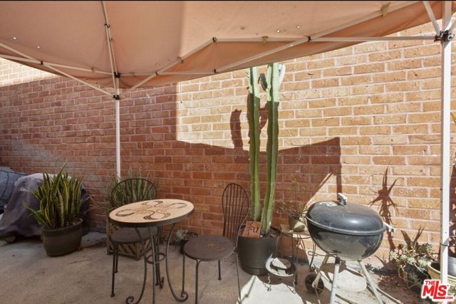 8515 Saturn Street 103, Los Angeles, CA 90035