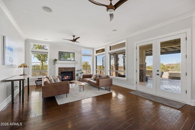 6910 E SADDLEBACK Circle, Mesa, AZ 85207