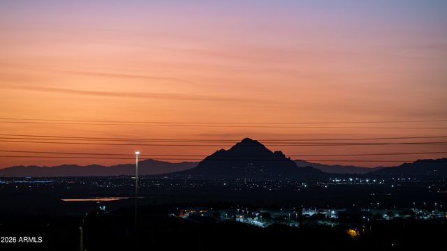 6910 E SADDLEBACK Circle, Mesa, AZ 85207