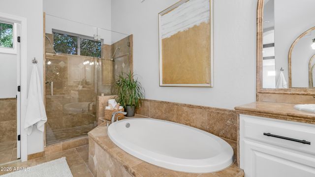 6910 E SADDLEBACK Circle, Mesa, AZ 85207