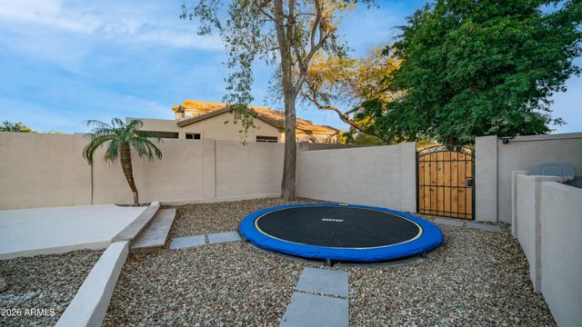6910 E SADDLEBACK Circle, Mesa, AZ 85207