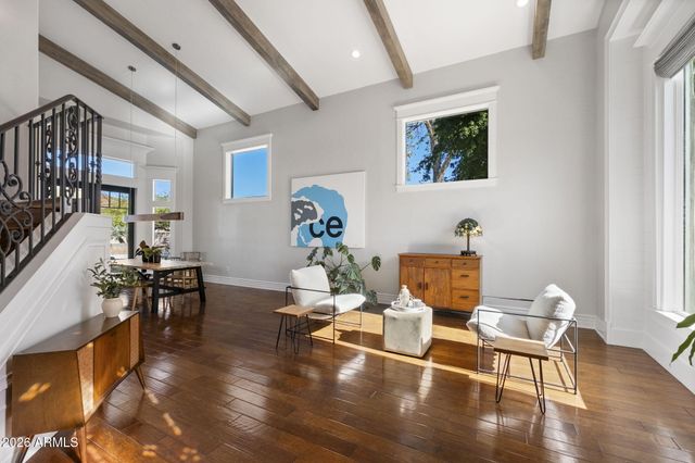 6910 E SADDLEBACK Circle, Mesa, AZ 85207