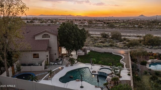 6910 E SADDLEBACK Circle, Mesa, AZ 85207