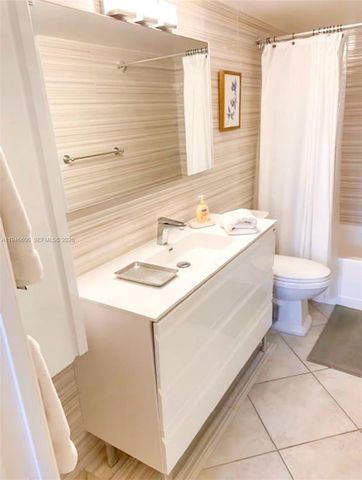 19701 E Country Club Dr 5605, Aventura, FL 33180