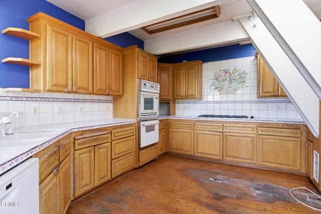 5060 Campo Road, Woodland Hills (los Angeles), CA 91364