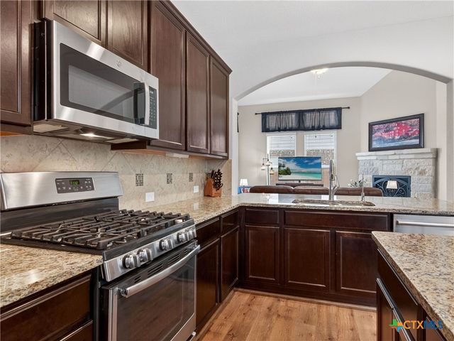 425 Timber Creek, Schertz, TX 78108