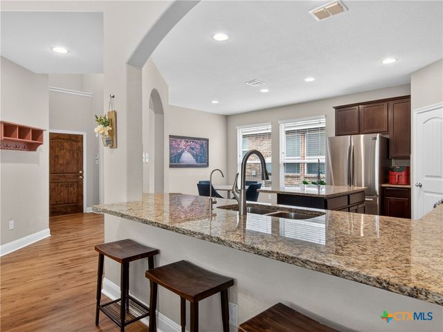 425 Timber Creek, Schertz, TX 78108