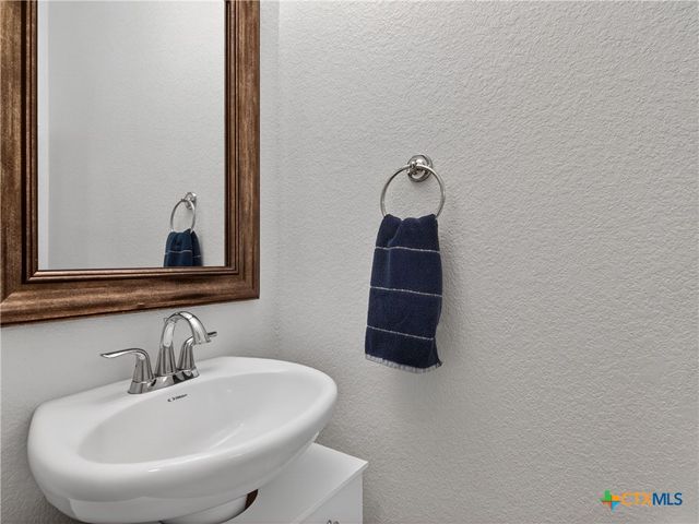 425 Timber Creek, Schertz, TX 78108