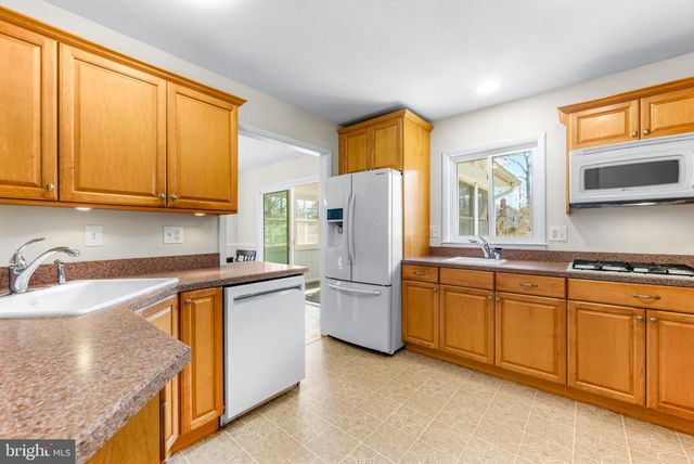 310 FERNWOOD, Severna Park, MD 21146