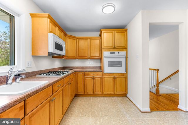 310 FERNWOOD, Severna Park, MD 21146