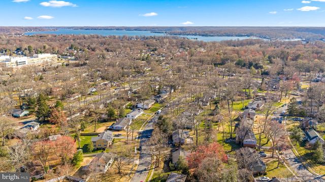 310 FERNWOOD, Severna Park, MD 21146