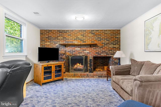 310 FERNWOOD, Severna Park, MD 21146