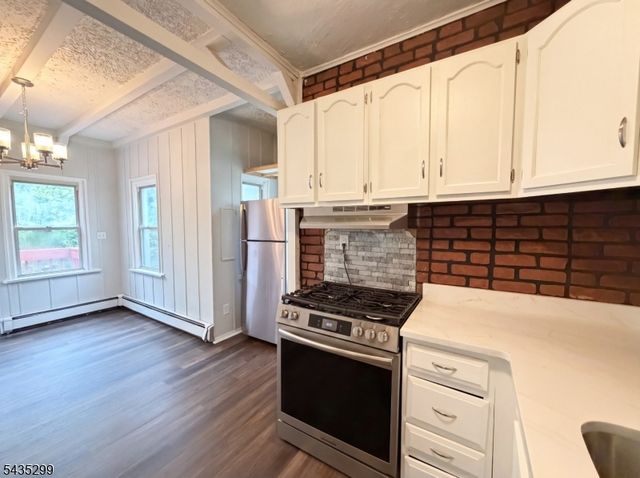 20 Alpine Rd, Montville Twp., NJ 07082