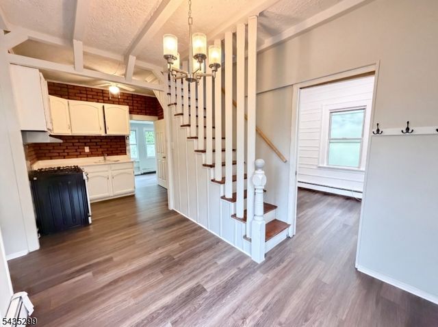 20 Alpine Rd, Montville Twp., NJ 07082