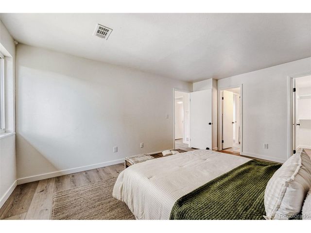 3023 S Ursula Cir 302, Aurora, CO 80014