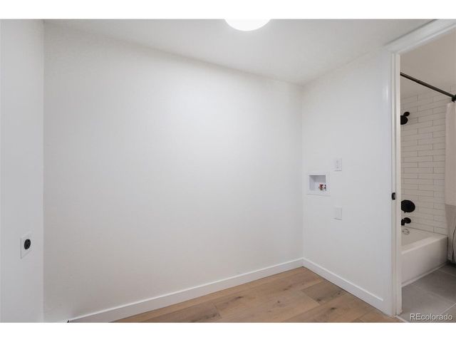 3023 S Ursula Cir 302, Aurora, CO 80014
