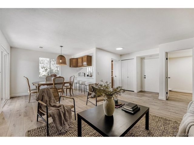 3023 S Ursula Cir 302, Aurora, CO 80014
