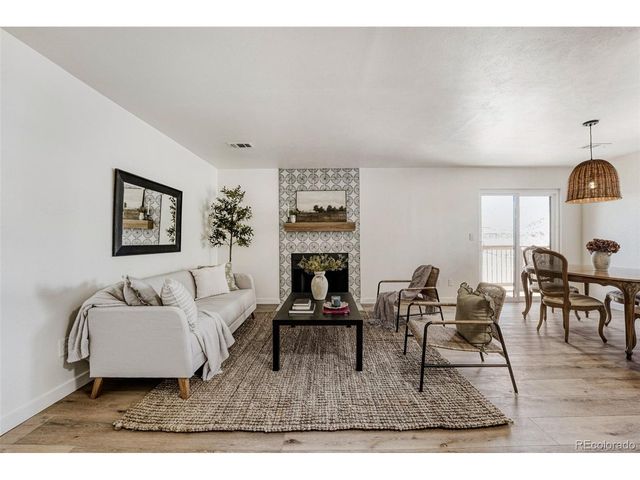3023 S Ursula Cir 302, Aurora, CO 80014