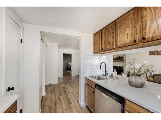 3023 S Ursula Cir 302, Aurora, CO 80014