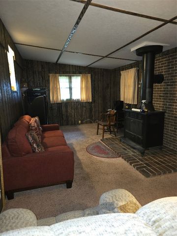 730 N Santa Fe Street, Pauls Valley, OK 73075