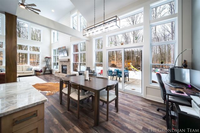 10711 Stump Street, Grand Haven, MI 49417