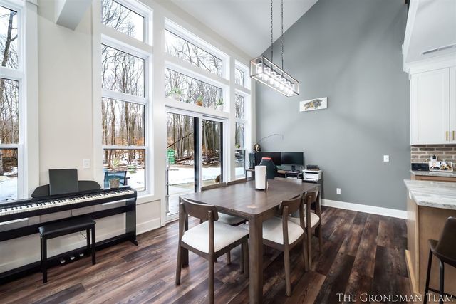 10711 Stump Street, Grand Haven, MI 49417