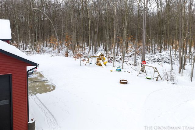 10711 Stump Street, Grand Haven, MI 49417