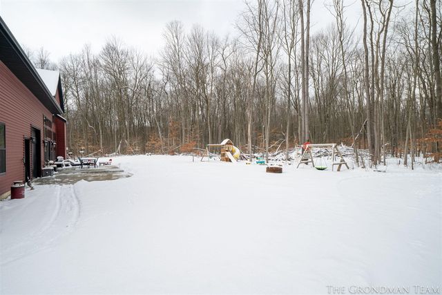 10711 Stump Street, Grand Haven, MI 49417