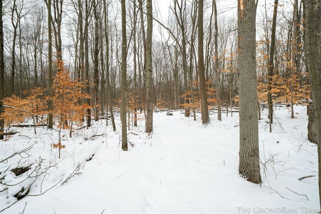 10711 Stump Street, Grand Haven, MI 49417