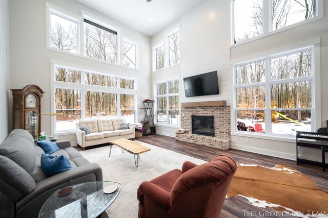 10711 Stump Street, Grand Haven, MI 49417